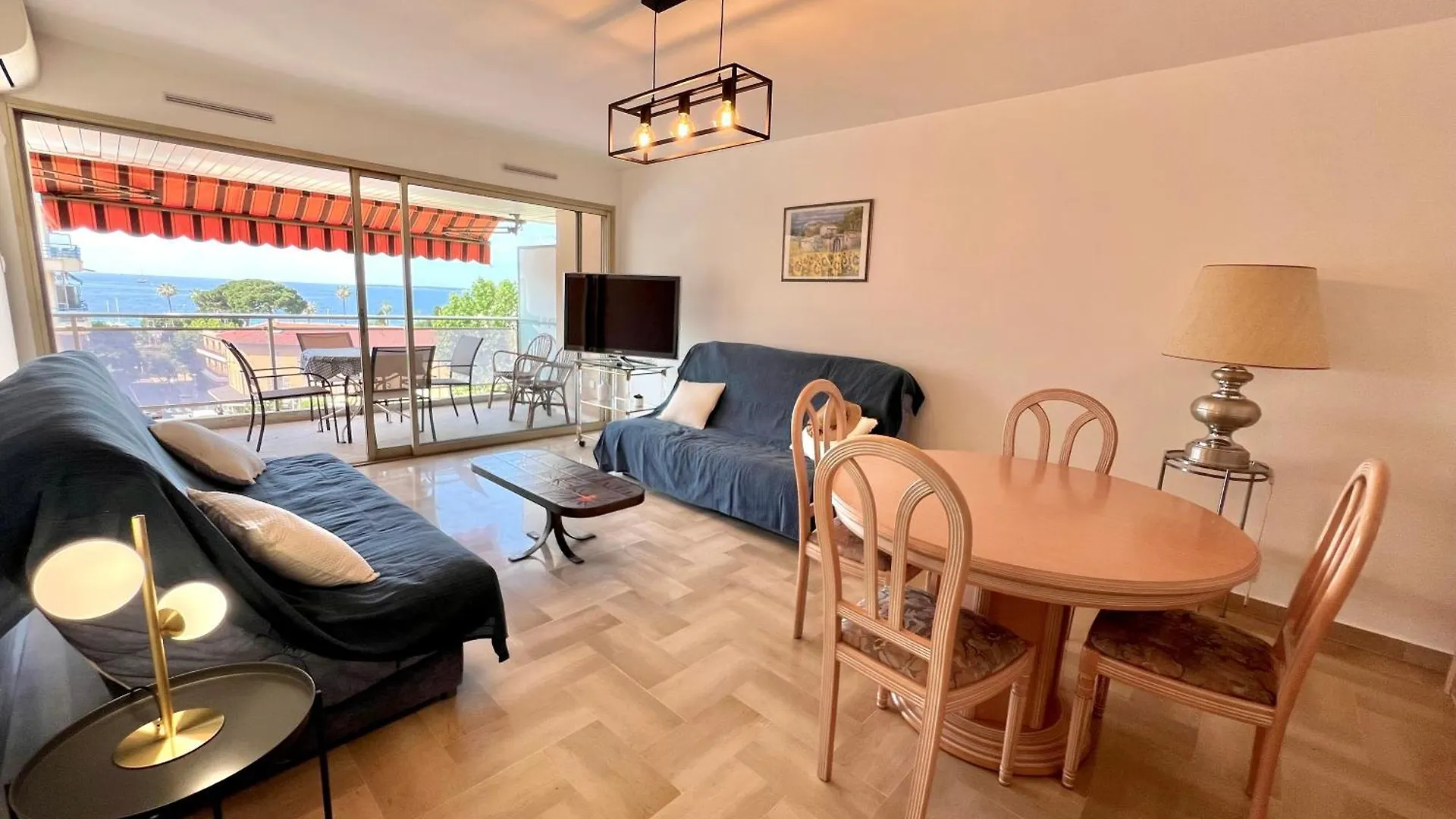 Juan Les Pins Sea View - 4 People Apartment France